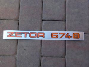 Nápis Zetor 6748