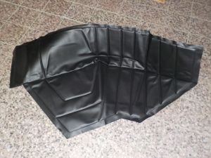 Čalounění blatníku černé levé